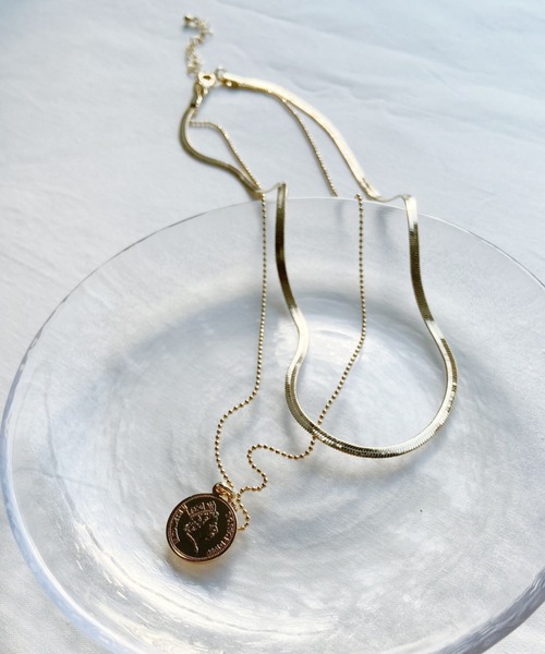 CLEA（クレア）の「コイン×スネークチェーン2連ネックレス（ネックレス・レディース・シルバー/ゴールド・FREE）」の2枚目の写真