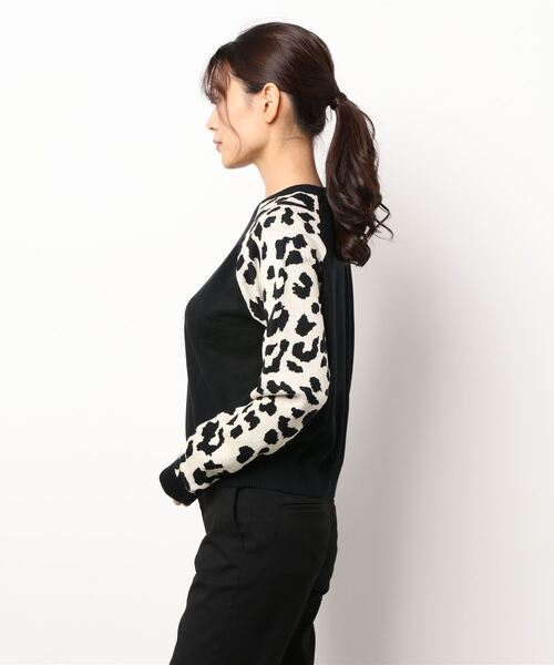 Desigual(デシグアル)の「アニマルプリント袖 セーター CARLYN(ニット/セーター・レディース・ブラック・2L/SS/S/M/L)」の2枚目の写真