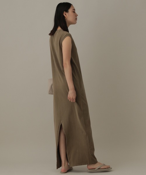 REMI RELIEF（レミレリーフ）の「【REMI RELIEF】別注カットマキシワンピース（ワンピース・レディース・ブラック/ブラウン・FREE）」の6枚目の写真