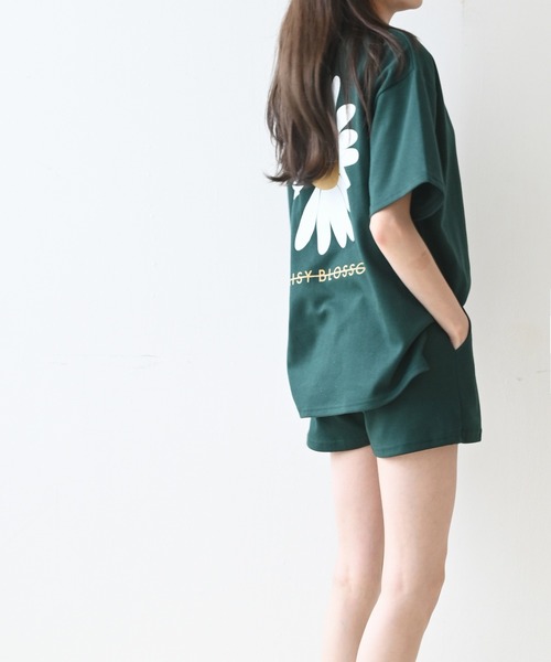 me+em select(ミームセレクト)の「【上下2点セット】デイジーTシャツ+ショートパンツ ルームウェア(ルームウェア/パジャマ・レディース・ブラック/グレー/ベージュ/グリーン・FREE)」の21枚目の写真