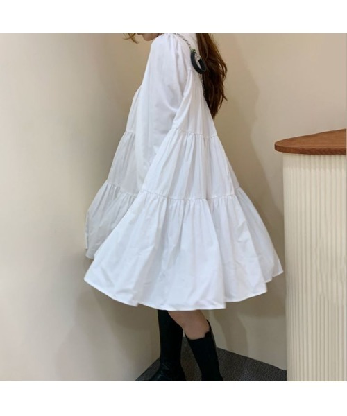 MAISON BREEZE（メゾンブリーズ）の「【MAISON BREEZE】デザインプリーツフレアブラウス SCCH17（チュニック・レディース・ブラック/ホワイト/グリーン・FREE）」の8枚目の写真
