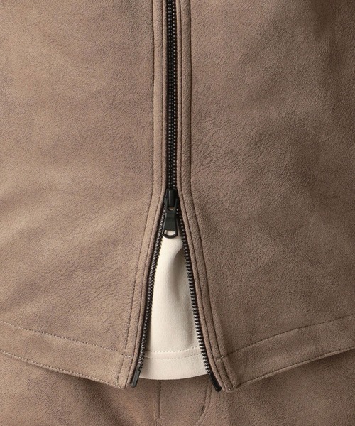 HIDEAWAYS NICOLE（ハイダウェイニコル）の「レザー調プリントスウェード　フード付きスタンドブルゾン（ブルゾン・メンズ・ブラック/オレンジ/シルバーグレー/グレイッシュベージュ・MEDIUM/LARGE/X-LARGE）」の16枚目の写真