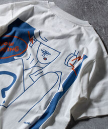 GLOSTER | イラストレーター”オガワ＠ogwillust”コラボTシャツ『NOW PLAYING』(Tシャツ/カットソー)