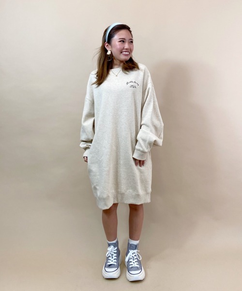 BILLABONG(ビラボン)の「BILLABONG/ビラボン ビッグシルエット バックプリントスウェットワンピース BB014-355(ワンピース・レディース・ホワイト/ピンク/ブラック・M/L)」の6枚目の写真