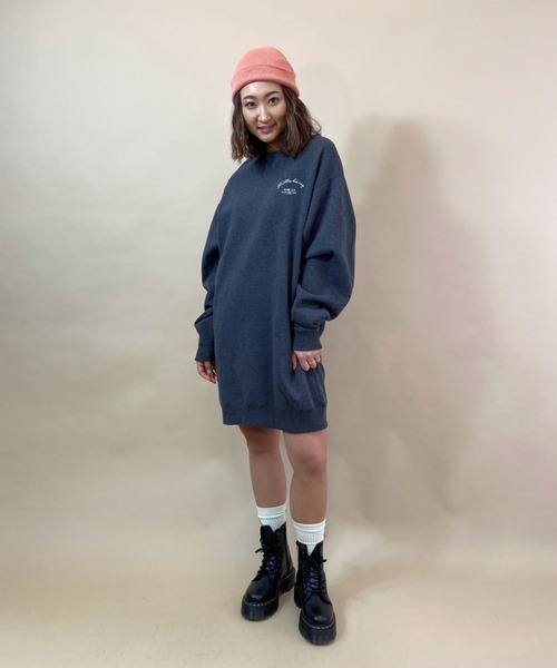 BILLABONG(ビラボン)の「BILLABONG/ビラボン ビッグシルエット バックプリントスウェットワンピース BB014-355(ワンピース・レディース・ホワイト/ピンク/ブラック・M/L)」の16枚目の写真