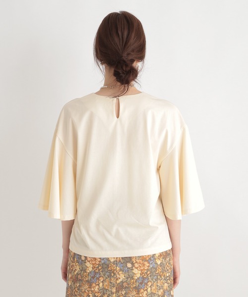 Andemiu（アンデミュウ）の「ソデフレアＴ219780（Tシャツ/カットソー・レディース・チャコールグレー/オフホワイト/ピンク/モカ・FREE）」の17枚目の写真