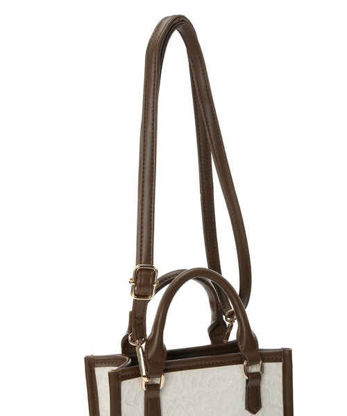 earth music&ecology（アースミュージックアンドエコロジー）の「スクエアジャガードバッグ ＊（トートバッグ・レディース・アイボリー/ブラック・FREE）」の14枚目の写真