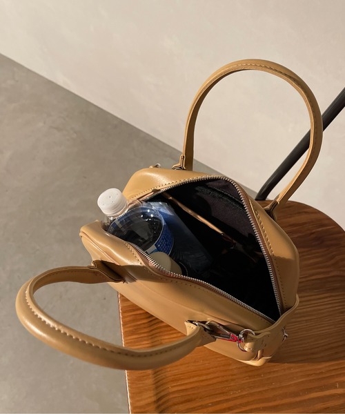 SpRay（スプレイ）の「２ＷＡＹスクエアボストンバッグ（ショルダーバッグ・レディース・ブラック/ダークブラウン/ベージュ/ブラウン/アイボリー・FREE）」の6枚目の写真