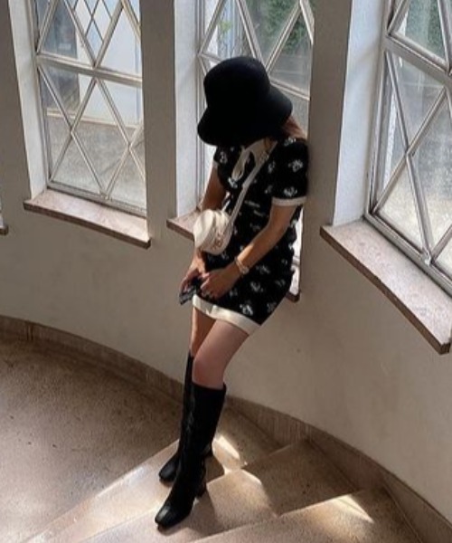 EIMY ISTOIRE(エイミーイストワール)の「スリムスクエアロングブーツ(ブーツ・レディース・ブラック/ホワイト/ベージュ・SMALL/MEDIUM/LARGE)」の12枚目の写真