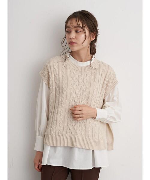 earth music&ecology（アースミュージックアンドエコロジー）の「SET2点 ケーブルベスト+ブラウス　＊（シャツ/ブラウス・レディース・ブラック/ブラウン/ブルー/ホワイト系その他2・FREE）」の2枚目の写真