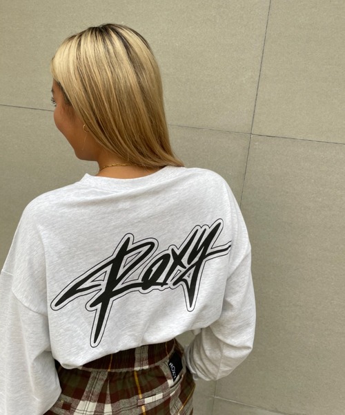 ROXY(ロキシー)の「【ZOZO限定アイテム】LOGO LONGSLEEVE TEE/ロキシーバックプリント長袖ロンT(Tシャツ/カットソー・レディース・ブラウン/グレー/ホワイト・FREE)」の3枚目の写真