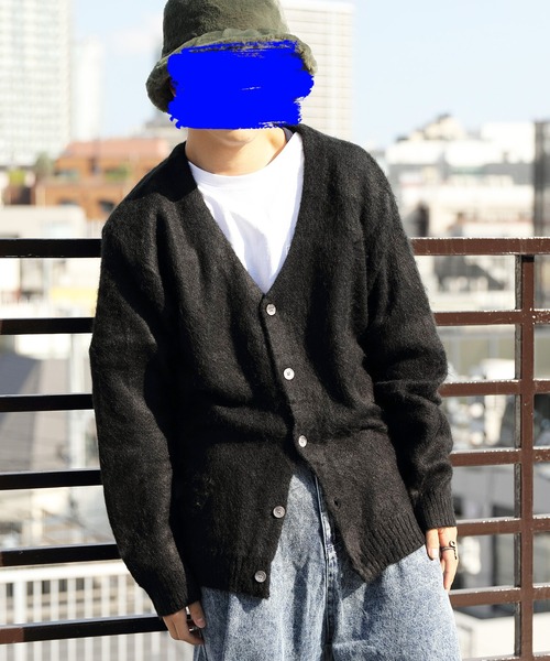 ８(eight)（エイト）の「ニットカーディガン（カーディガン/ボレロ・メンズ・ブラック/レッド/グリーン/アイボリー/ブルーグレー/マスタード/グレイッシュベージュ/スモーキーグリーン系・MEDIUM/LARGE）」の18枚目の写真