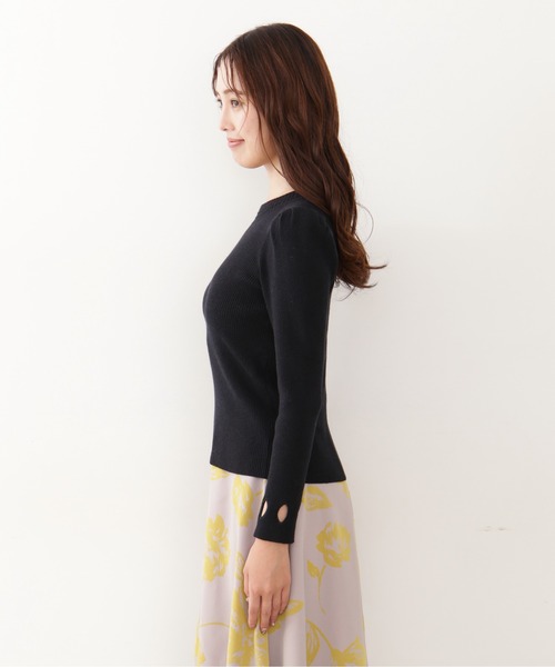 JILL by JILL STUART（ジルバイジルスチュアート）の「◇カットアウトニット（ニット/セーター・レディース・ブラック/グリーン・FREE）」の3枚目の写真