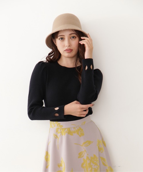 JILL by JILL STUART（ジルバイジルスチュアート）の「◇カットアウトニット（ニット/セーター・レディース・ブラック/グリーン・FREE）」の7枚目の写真