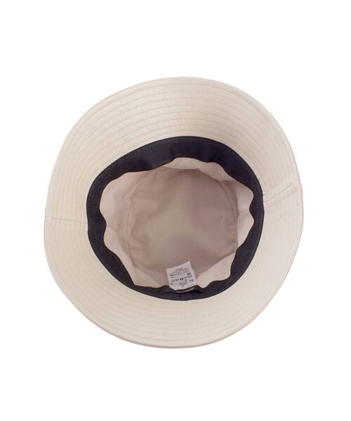 MURUA(ムルーア)の「ヴィーガンレザーバケットハット(ハット・レディース・ブラック/アイボリー・FREE)」の7枚目の写真