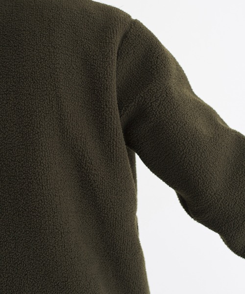 And A（アンドエー）の「GRAMICCI グラミチ / BOA FLEECE PULLOVER ボアフリースプルオーバースウェット トレーナー（セットアップ） / GUJK-21F073（スウェット・メンズ・ナチュラル/ベージュ/ブラック/オリーブ・X-LARGE/MEDIUM/LARGE/SMALL）」の9枚目の写真