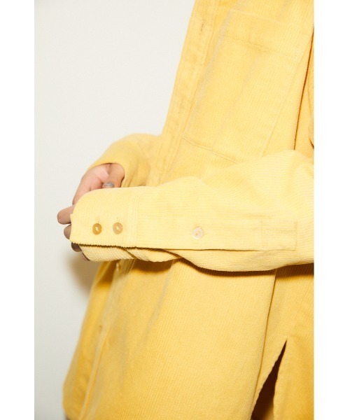 THROW by SLY(スローバイスライ)の「THROW CORDUROY OVER BOXY SH コーデュロ イオーバー シャツ(シャツ/ブラウス・レディース・ターコイズブルー/ライトイエロー・FREE)」の14枚目の写真