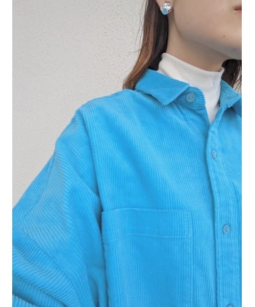 THROW by SLY(スローバイスライ)の「THROW CORDUROY OVER BOXY SH コーデュロ イオーバー シャツ(シャツ/ブラウス・レディース・ターコイズブルー/ライトイエロー・FREE)」の19枚目の写真