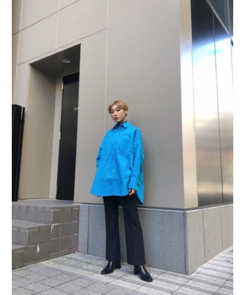 THROW by SLY(スローバイスライ)の「THROW CORDUROY OVER BOXY SH コーデュロ イオーバー シャツ(シャツ/ブラウス・レディース・ターコイズブルー/ライトイエロー・FREE)」の22枚目の写真