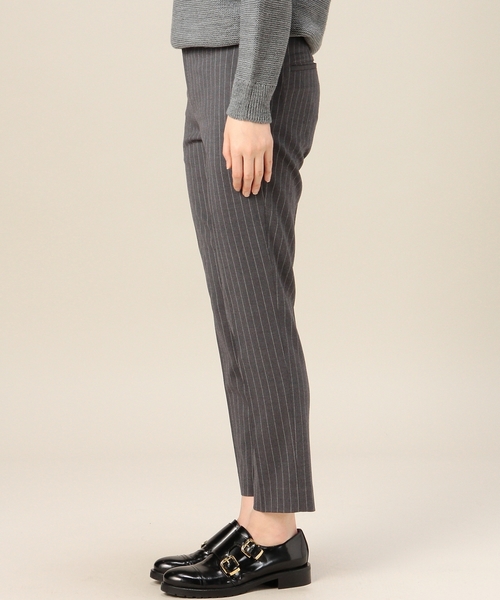 BEAUTY&YOUTH UNITED ARROWS(ビューティーアンドユースユナイテッドアローズ)の「BYTF ピンストライプテーパードパンツ ◆(その他パンツ・レディース・グレー/ネイビー・LARGE/SMALL/MEDIUM)」の9枚目の写真