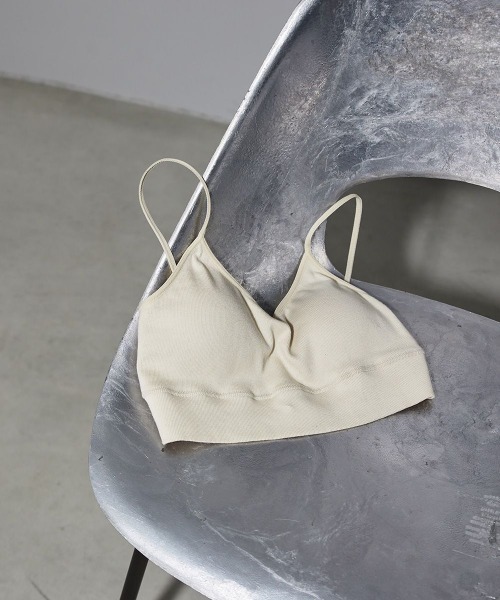 TODAYFUL（トゥデイフル）の「TODAYFUL　Back Open Bratop バックオープンブラトップ/12111003（その他アンダーウェア/インナー・レディース・ブラック/ベージュ/キナリ・ONE SIZE）」の9枚目の写真