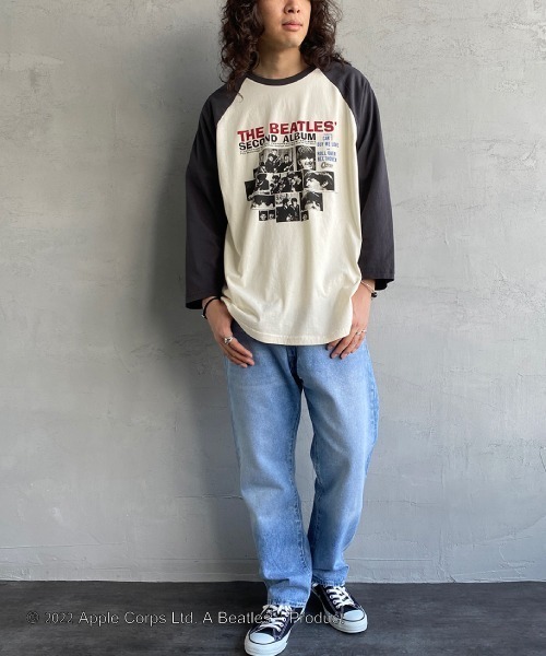 The Beatles（ザビートルズ）の「【WEB限定】[THE BEATLES/ザ ビートルズ] アルバムグラフィックプリント ラグランスリーブTシャツ（Tシャツ/カットソー・レディース・チャコールグレー/オフホワイト・M/L/XL）」の5枚目の写真