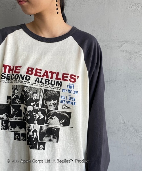 The Beatles（ザビートルズ）の「【WEB限定】[THE BEATLES/ザ ビートルズ] アルバムグラフィックプリント ラグランスリーブTシャツ（Tシャツ/カットソー・レディース・チャコールグレー/オフホワイト・M/L/XL）」の18枚目の写真