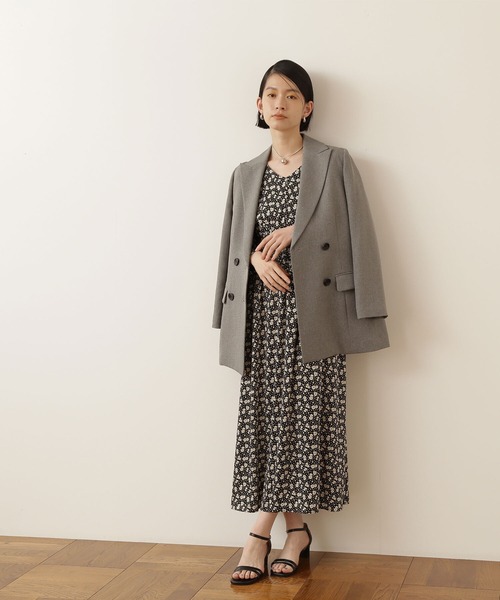 NATURAL BEAUTY BASIC（ナチュラルビューティーベーシック）の「シャークスキンダブルジャケット（テーラードジャケット・レディース・ネイビー/グレー・SMALL/MEDIUM）」の4枚目の写真