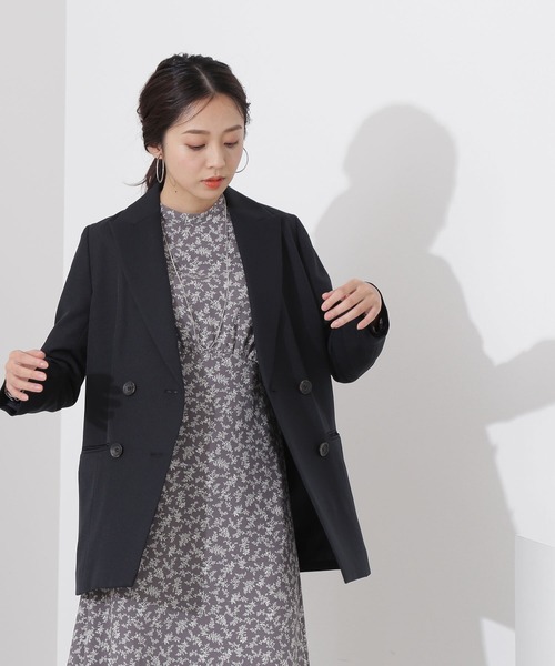 NATURAL BEAUTY BASIC（ナチュラルビューティーベーシック）の「シャークスキンダブルジャケット（テーラードジャケット・レディース・ネイビー/グレー・SMALL/MEDIUM）」の5枚目の写真