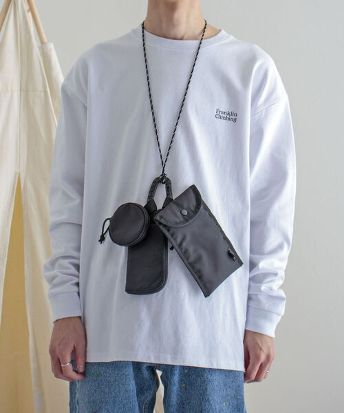 GLOSTER（グロスター）の「【GLOSTER/グロスター】コーデュラリップ マルチポシェット ネックポーチ（ショルダーバッグ・メンズ・ブラック/ライトグレー・FREE）」の2枚目の写真