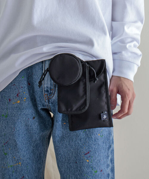 GLOSTER（グロスター）の「【GLOSTER/グロスター】コーデュラリップ マルチポシェット ネックポーチ（ショルダーバッグ・メンズ・ブラック/ライトグレー・FREE）」の5枚目の写真