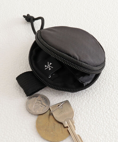 GLOSTER（グロスター）の「【GLOSTER/グロスター】コーデュラリップ マルチポシェット ネックポーチ（ショルダーバッグ・メンズ・ブラック/ライトグレー・FREE）」の16枚目の写真