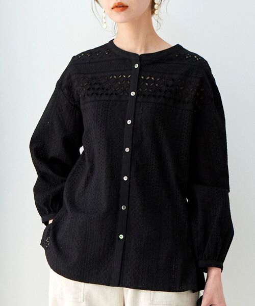 le.coeur blanc（ルクールブラン）の「カットワークレースブラウス（シャツ/ブラウス・レディース・オフホワイト/ブラック・38）」の9枚目の写真