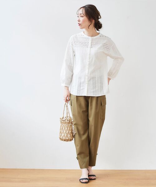 le.coeur blanc（ルクールブラン）の「カットワークレースブラウス（シャツ/ブラウス・レディース・オフホワイト/ブラック・38）」の21枚目の写真