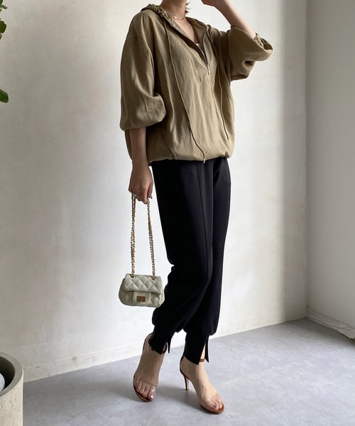 DouDou（ドゥドゥ）の「カットジョグパンツ（その他パンツ・レディース・ブラック/ベージュ・FREE）」の4枚目の写真