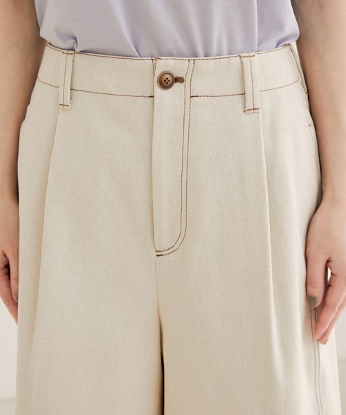 SALON adam et rope'（サロン アダム エ ロペ）の「【サステナブル】リサイクルデニムショートパンツ（デニムパンツ・レディース・グレー/オフホワイト・S/M）」の11枚目の写真