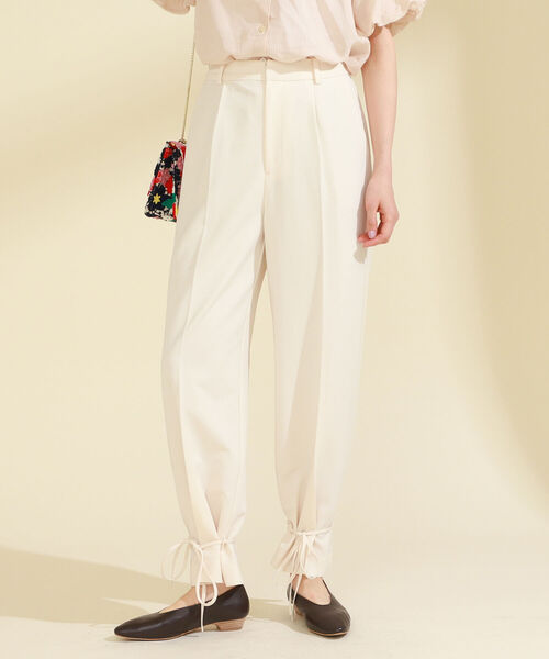 Ray BEAMS（レイビームス）の「Ray BEAMS / スソシボリ パンツ（その他パンツ・レディース・ホワイト系その他6/クリーム・0/1）」の3枚目の写真