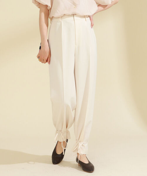 Ray BEAMS（レイビームス）の「Ray BEAMS / スソシボリ パンツ（その他パンツ・レディース・ホワイト系その他6/クリーム・0/1）」の4枚目の写真
