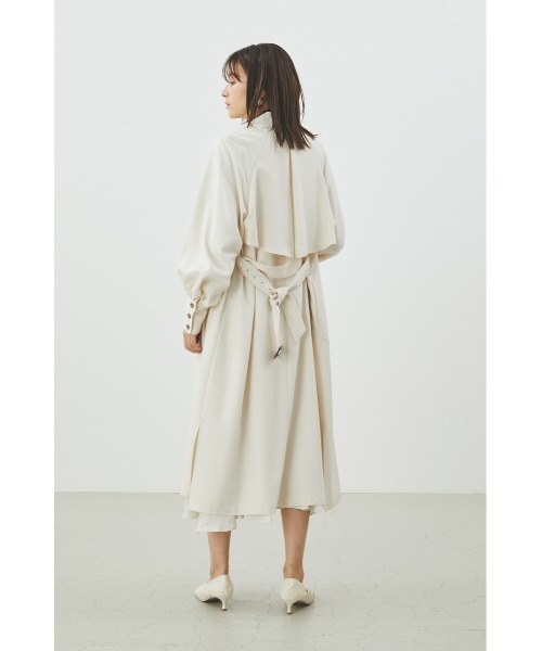 LILIDIA(リリディア)の「パフSLVトレンチコート(トレンチコート・レディース・アイボリー/ベージュ・MEDIUM/SMALL/LARGE)」の3枚目の写真