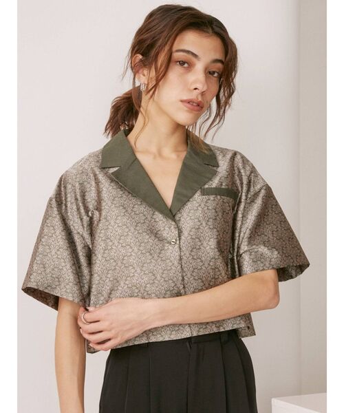 EVRIS（エヴリス）の「ジャガードショートレングスシャツ（シャツ/ブラウス・レディース・カーキ/ブラック・FREE）」の4枚目の写真
