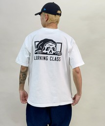 【ムラサキスポーツ別注】LURKING CLASS/ラーキングクラス オーバーサイズ バックプリントTシャツ ST22STM02