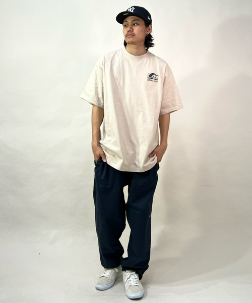 LURKING CLASS(ラーキングクラス)の「【ムラサキスポーツ別注】LURKING CLASS/ラーキングクラス オーバーサイズ バックプリントTシャツ ST22STM02(Tシャツ/カットソー・メンズ・ホワイト/ベージュ/ブラック・L/M/XL)」の8枚目の写真