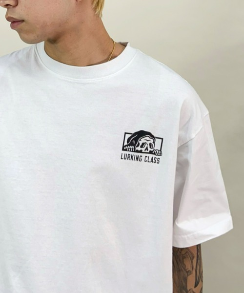 LURKING CLASS(ラーキングクラス)の「【ムラサキスポーツ別注】LURKING CLASS/ラーキングクラス オーバーサイズ バックプリントTシャツ ST22STM02(Tシャツ/カットソー・メンズ・ホワイト/ベージュ/ブラック・L/M/XL)」の10枚目の写真