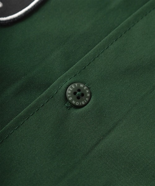 VISION STREET WEAR（ヴィジョンストリートウェア）の「【VISION STREET  WEAR/ヴィジョンストリートウェア】 ビッグシルエット クレリックワッペンシャツ/半袖シャツ（シャツ/ブラウス・レディース・アイボリー/グリーン/チャコールグレー・M/XL/L）」の11枚目の写真