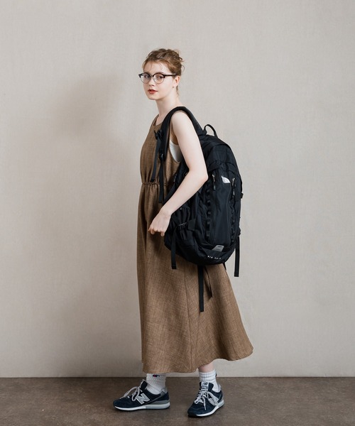 MUHET（ミュエータ）の「リラックスノースリーブワンピース（ワンピース・レディース・ブラウン/ライトグリーン・SMALL/MEDIUM）」の10枚目の写真