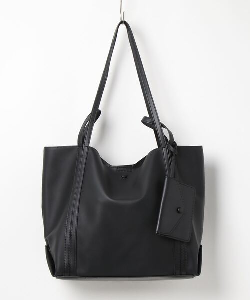 cache cache(カシュ カシュ)の「カシュカシュ cachecache / ソフトレザー2ハンドルビッグトートバッグ(トートバッグ・レディース・ブラック/ホワイト×ブラック/ベージュ/パイソン・FREE)」の11枚目の写真
