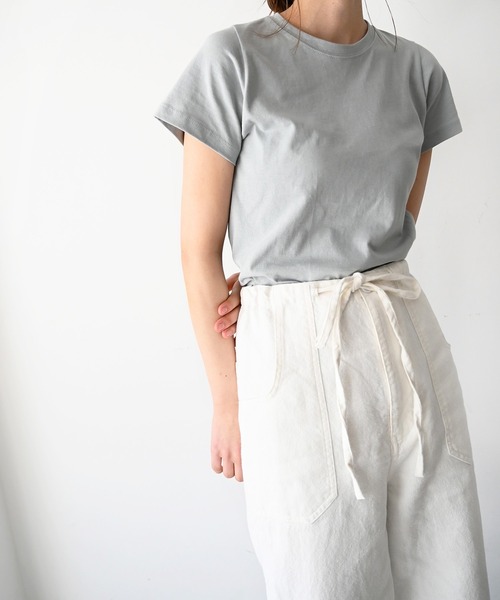 CANAL JEAN（キャナルジーン）の「El mar(エルマール) 無地コンパクト半袖Tシャツ（Tシャツ/カットソー・レディース・ホワイト/ブラック/カーキ・ONE SIZE）」の3枚目の写真