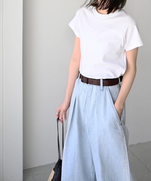 CANAL JEAN（キャナルジーン）の「El mar(エルマール) 無地コンパクト半袖Tシャツ（Tシャツ/カットソー・レディース・ホワイト/ブラック/カーキ・ONE SIZE）」の4枚目の写真