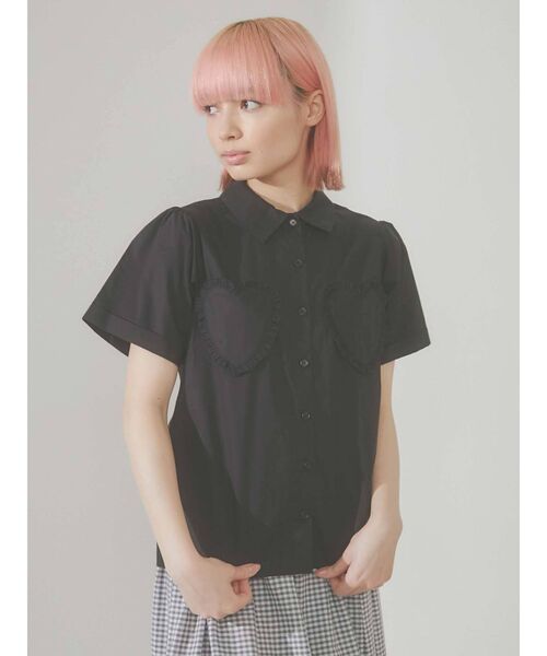 merry jenny(メリージェニー)の「ハートポケットシャツ(シャツ/ブラウス・レディース・ブラック/オフホワイト/ピンク・FREE)」の4枚目の写真