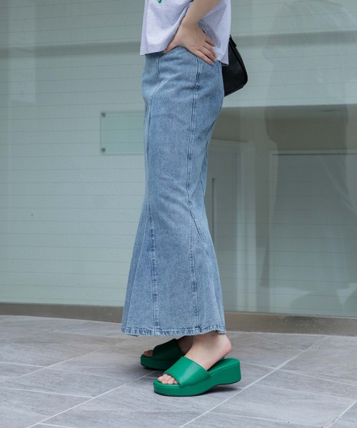 WEGO（ウィゴー）の「WEGO/【一部店舗限定】デニムマーメイドスカート（デニムスカート・レディース・スカイブルー/ブラック系その他・FREE）」の8枚目の写真